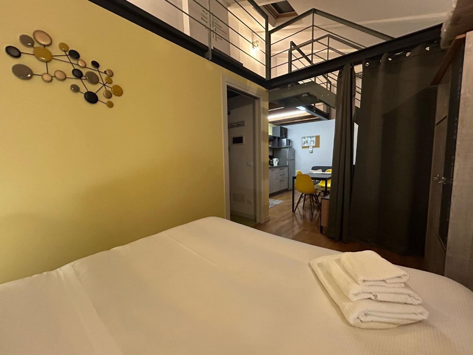 3T House Casa Vacanze Кремона Экстерьер фото